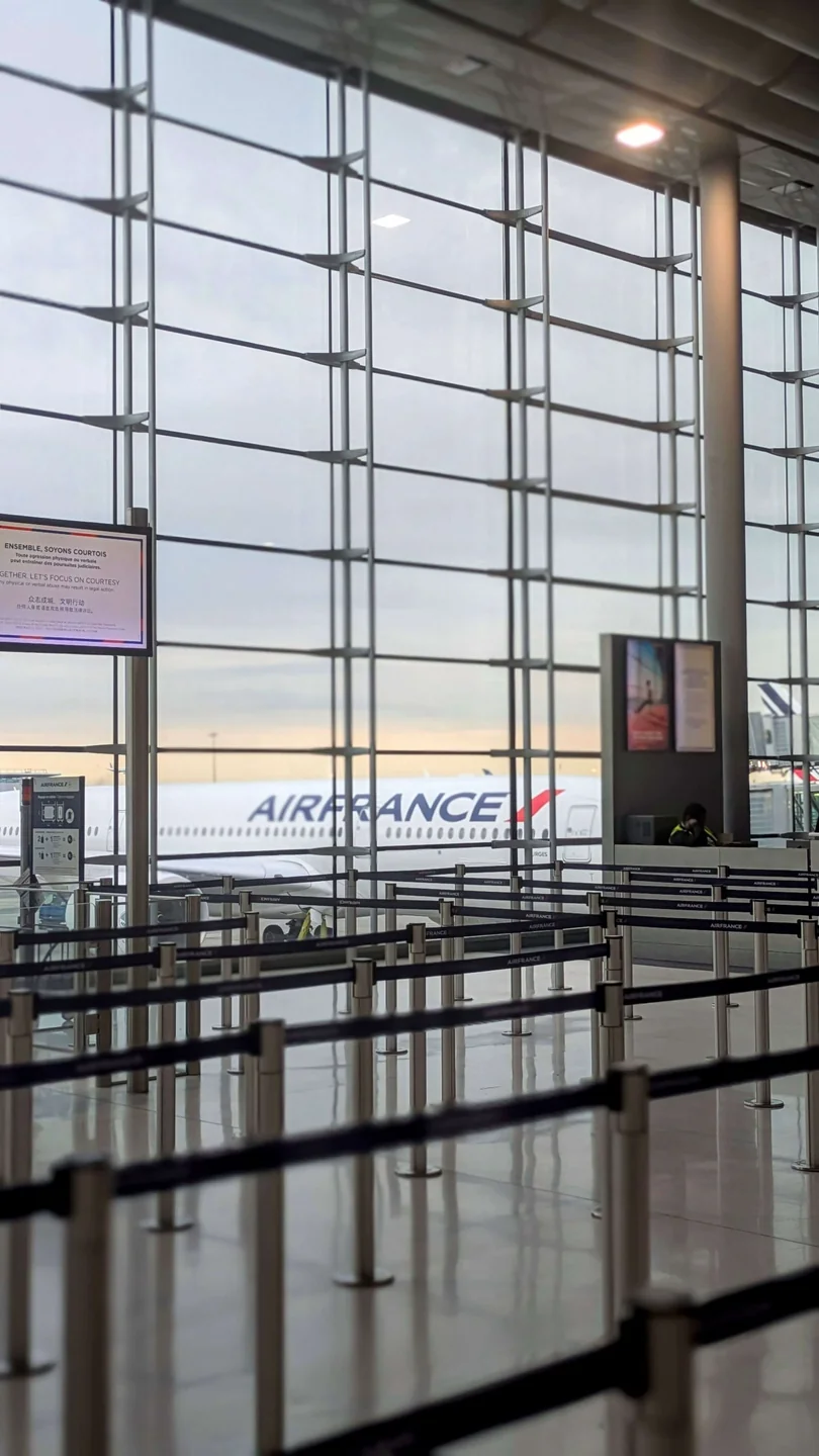 Taxi pour transfert gare et aéroport depuis Les Sables-d'Olonne avec LC TAXI